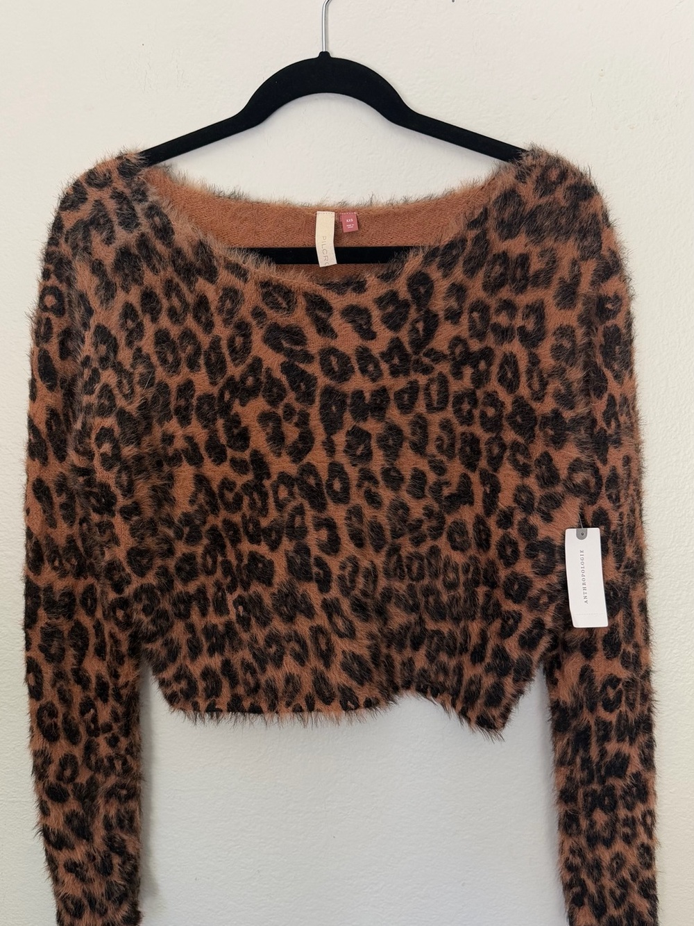 Anthropologie Fuzzy Leopard Print cropped Sweater, size XXS, NWT